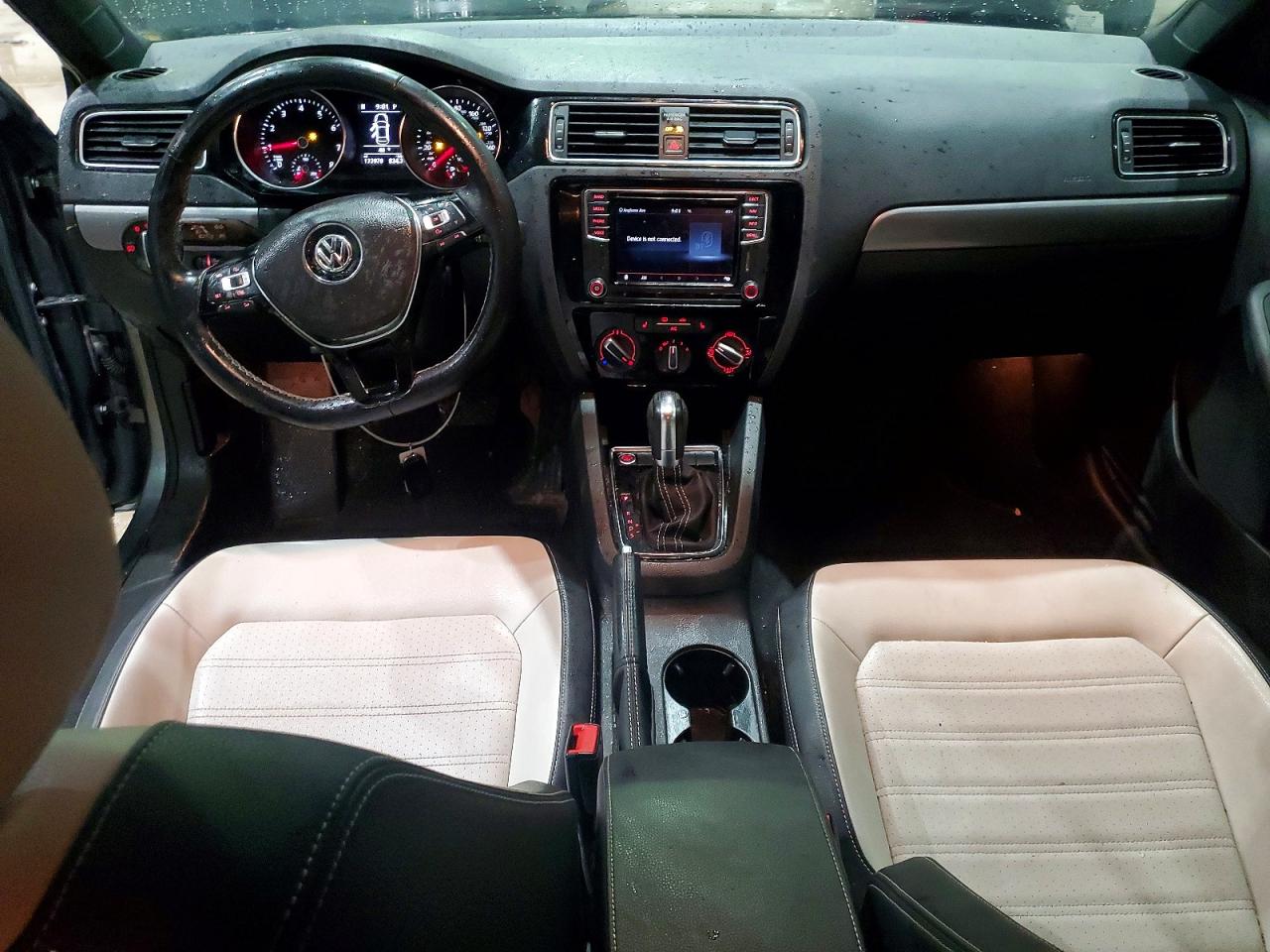 2017 VOLKSWAGEN JETTA SPORT photo 22