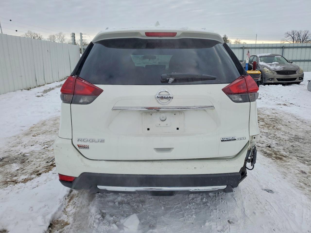 2020 NISSAN ROGUE S photo 16