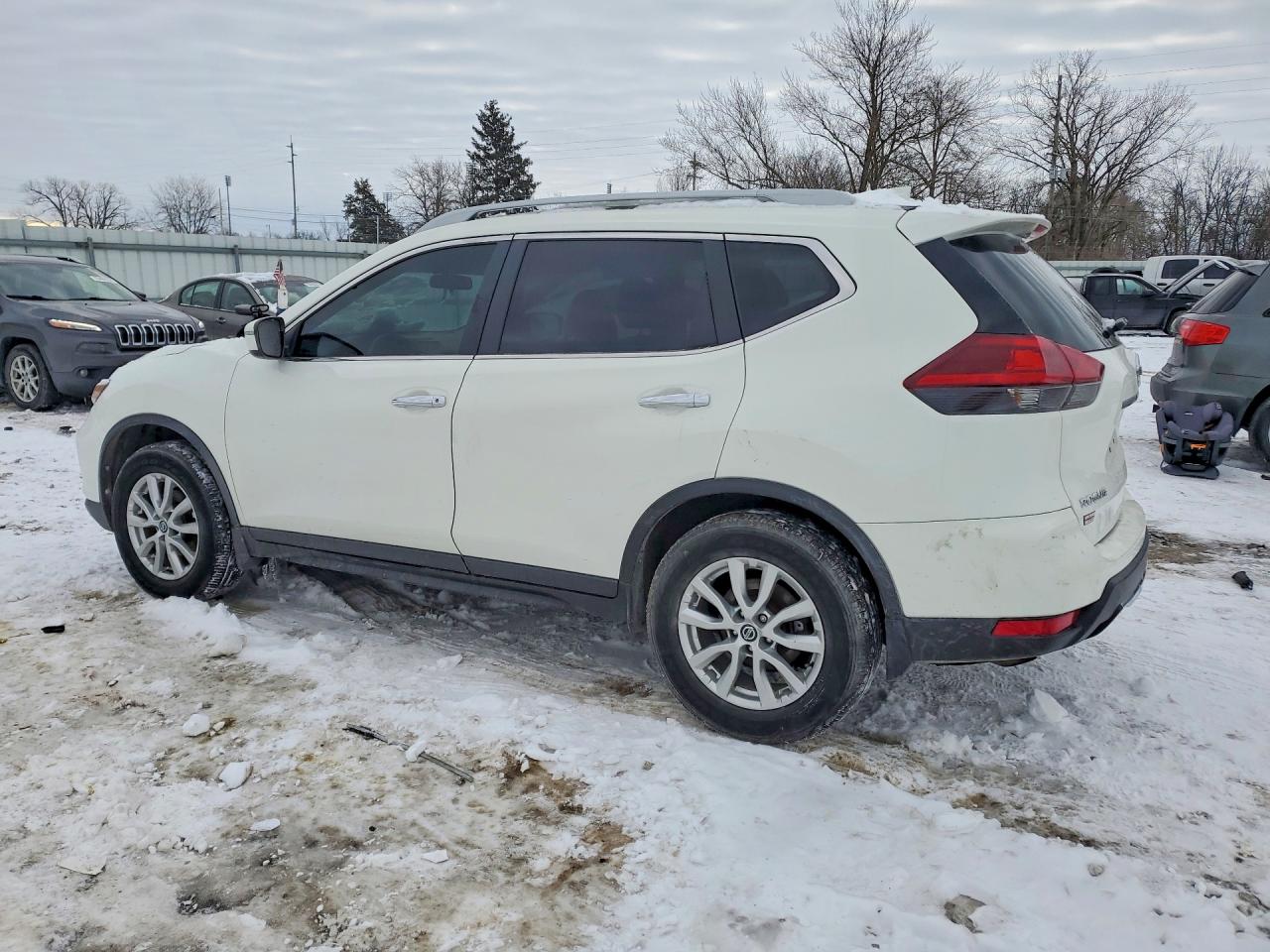 2020 NISSAN ROGUE S photo 4
