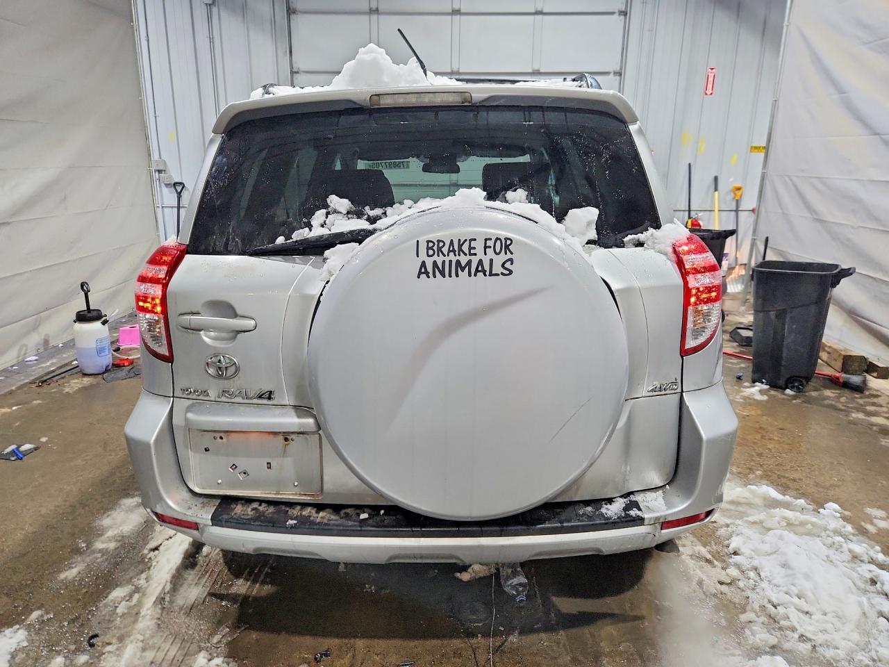 2010 TOYOTA RAV4 photo 11