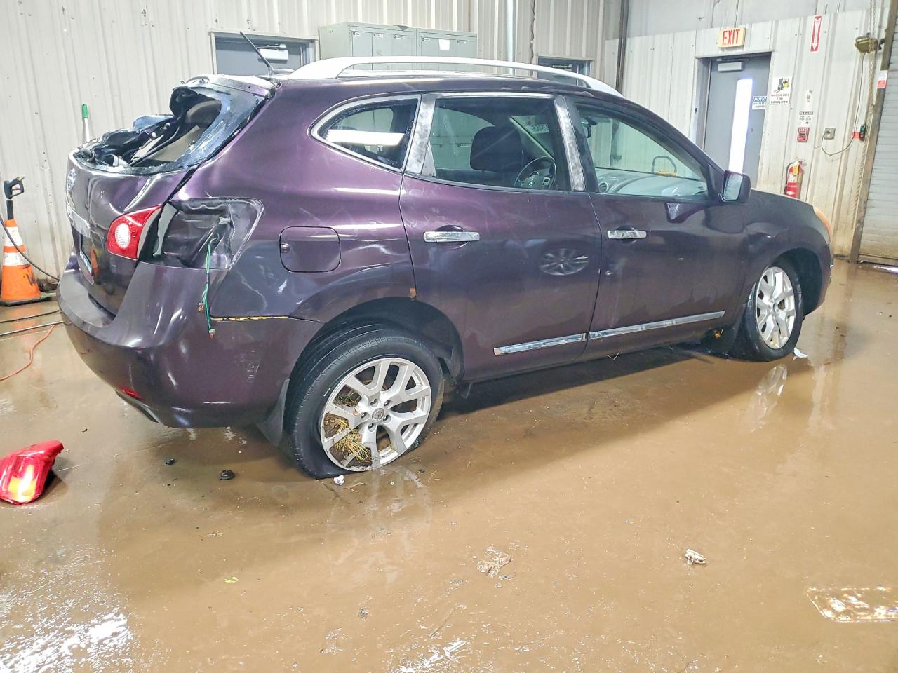 2013 NISSAN ROGUE S photo 5