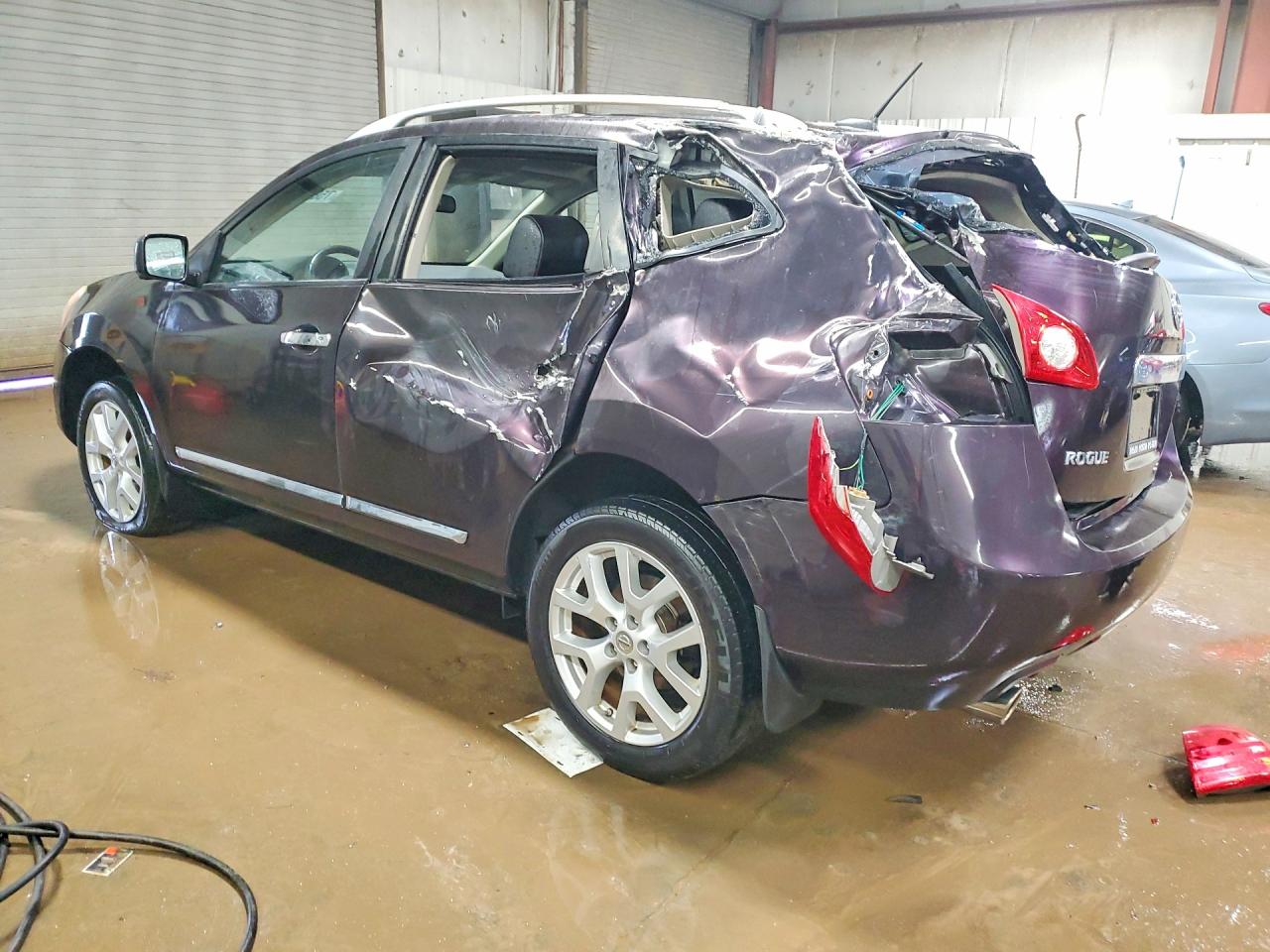 2013 NISSAN ROGUE S photo 3