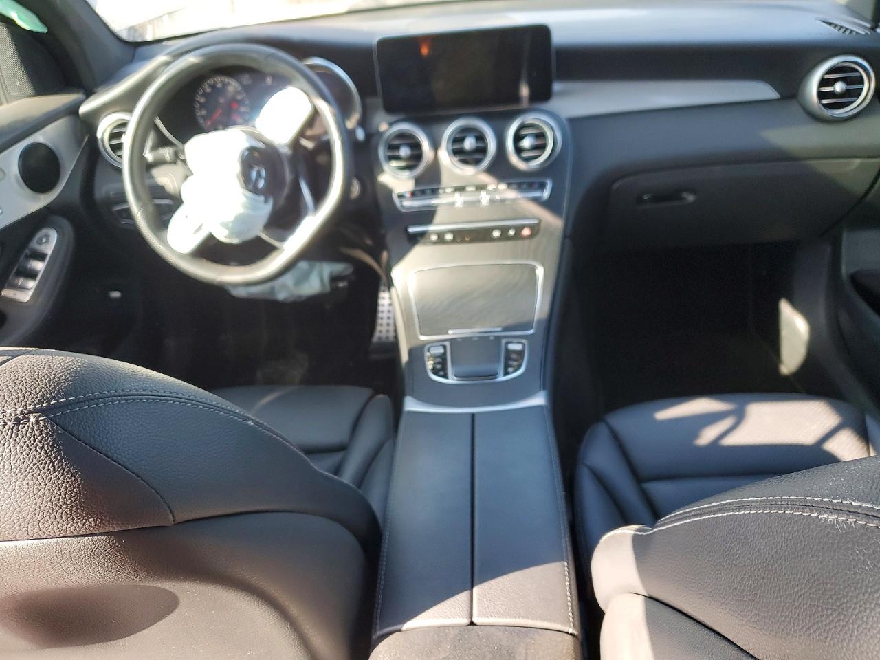 2022 MERCEDES-BENZ GLC 300 photo 8