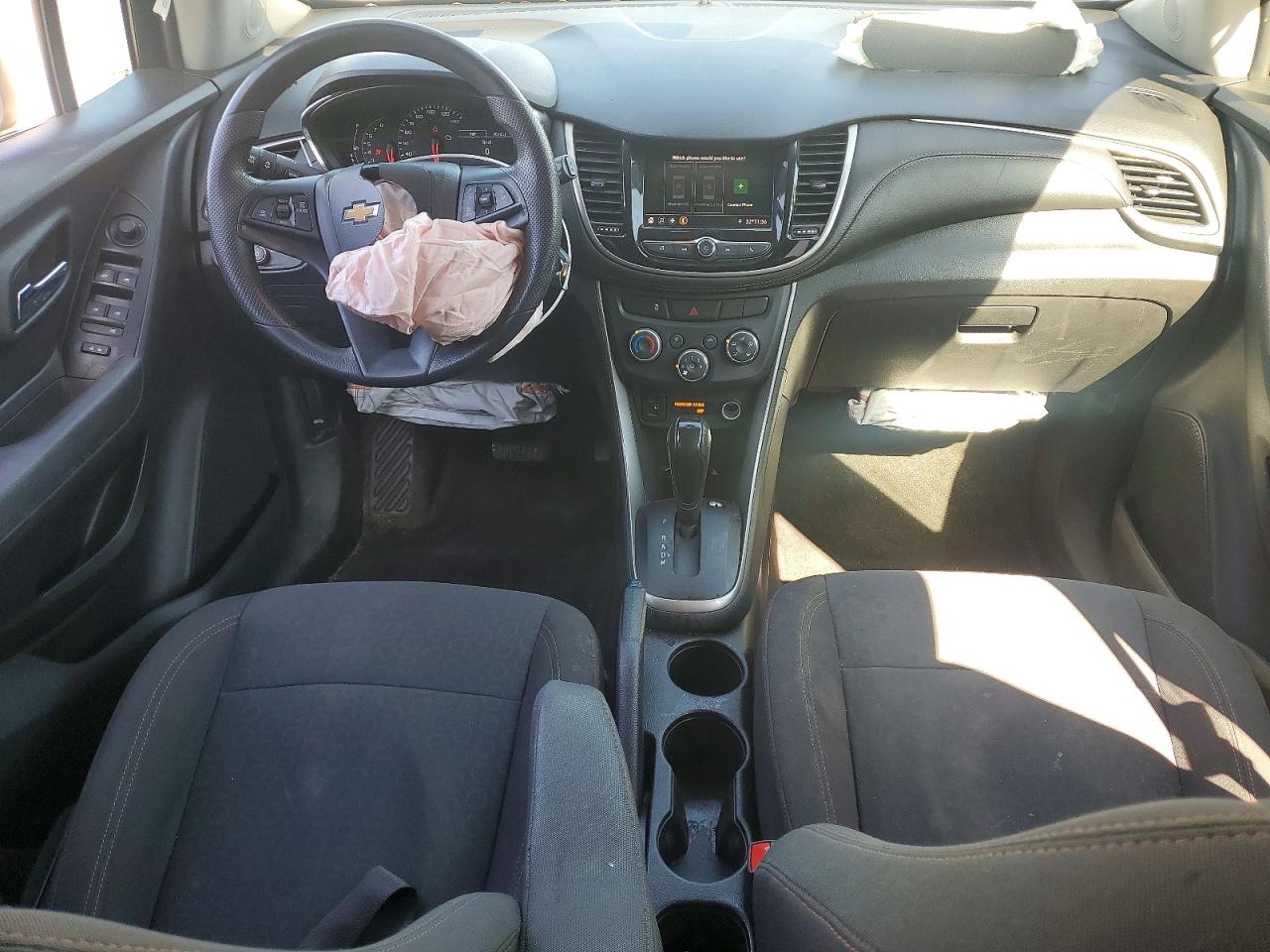 2020 CHEVROLET TRAX LS photo 8