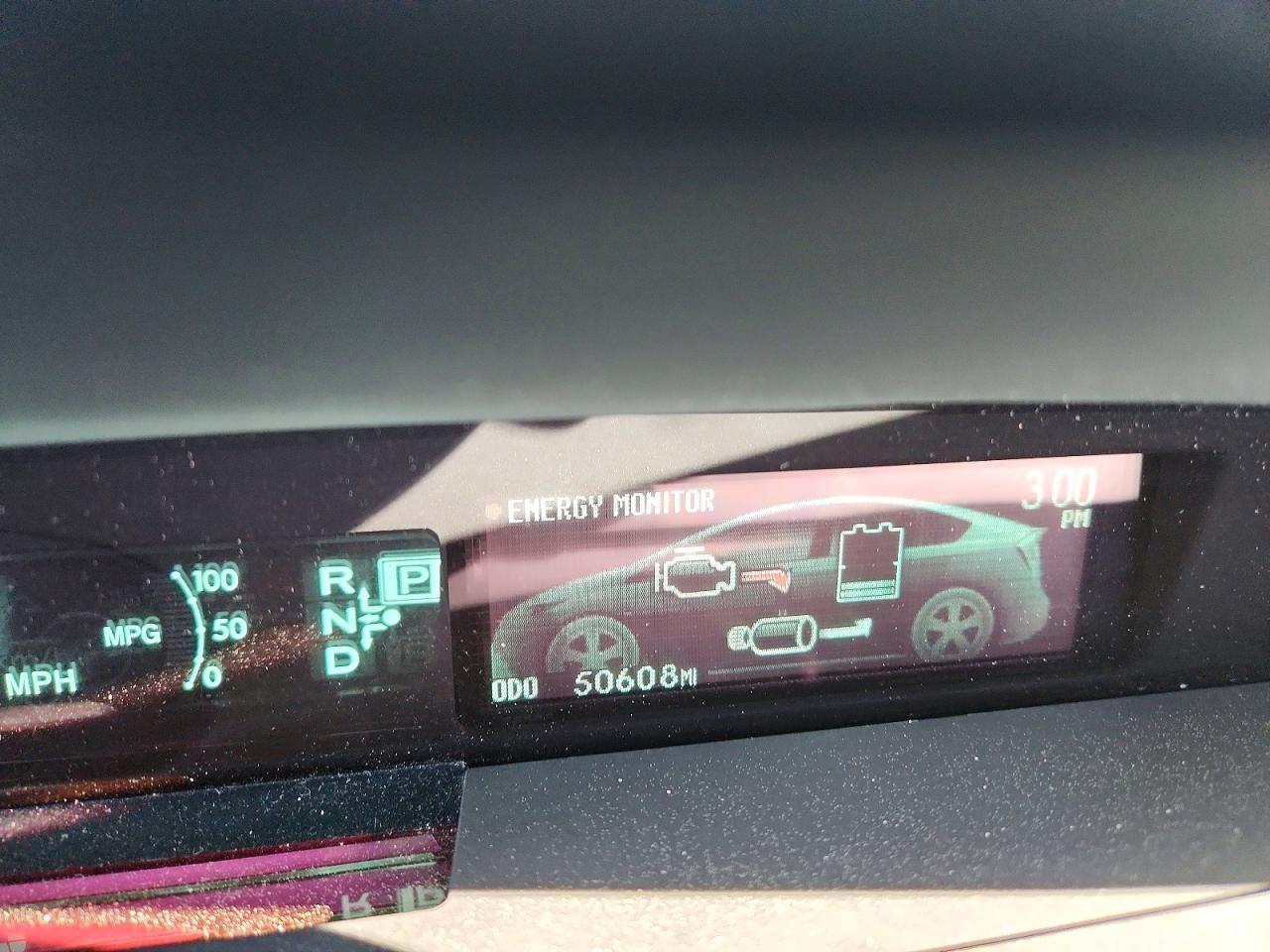2015 TOYOTA PRIUS photo 9