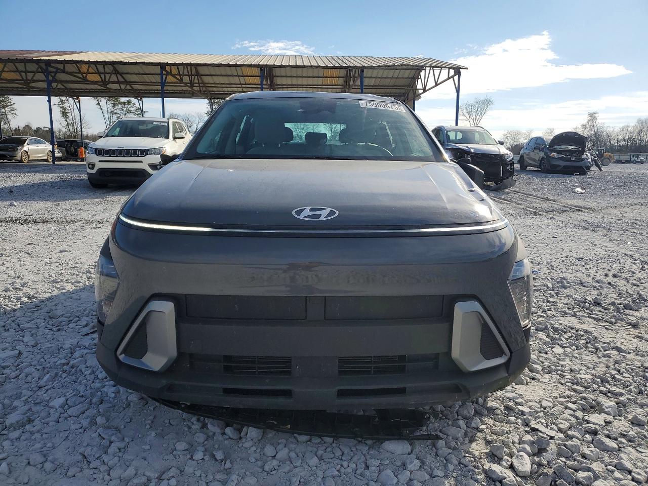 2025 HYUNDAI KONA SE photo 5