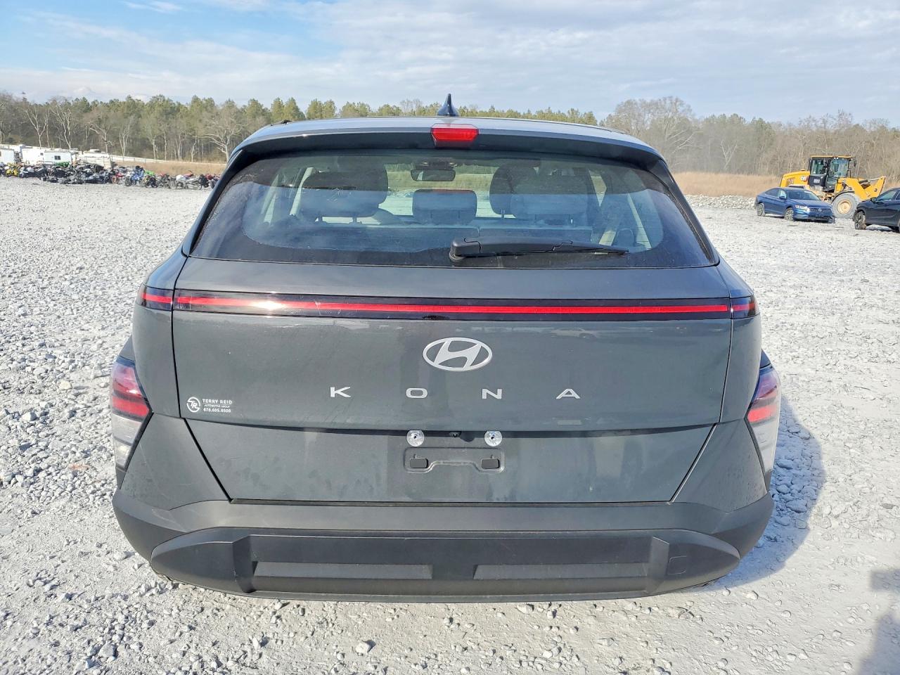 2025 HYUNDAI KONA SE photo 6
