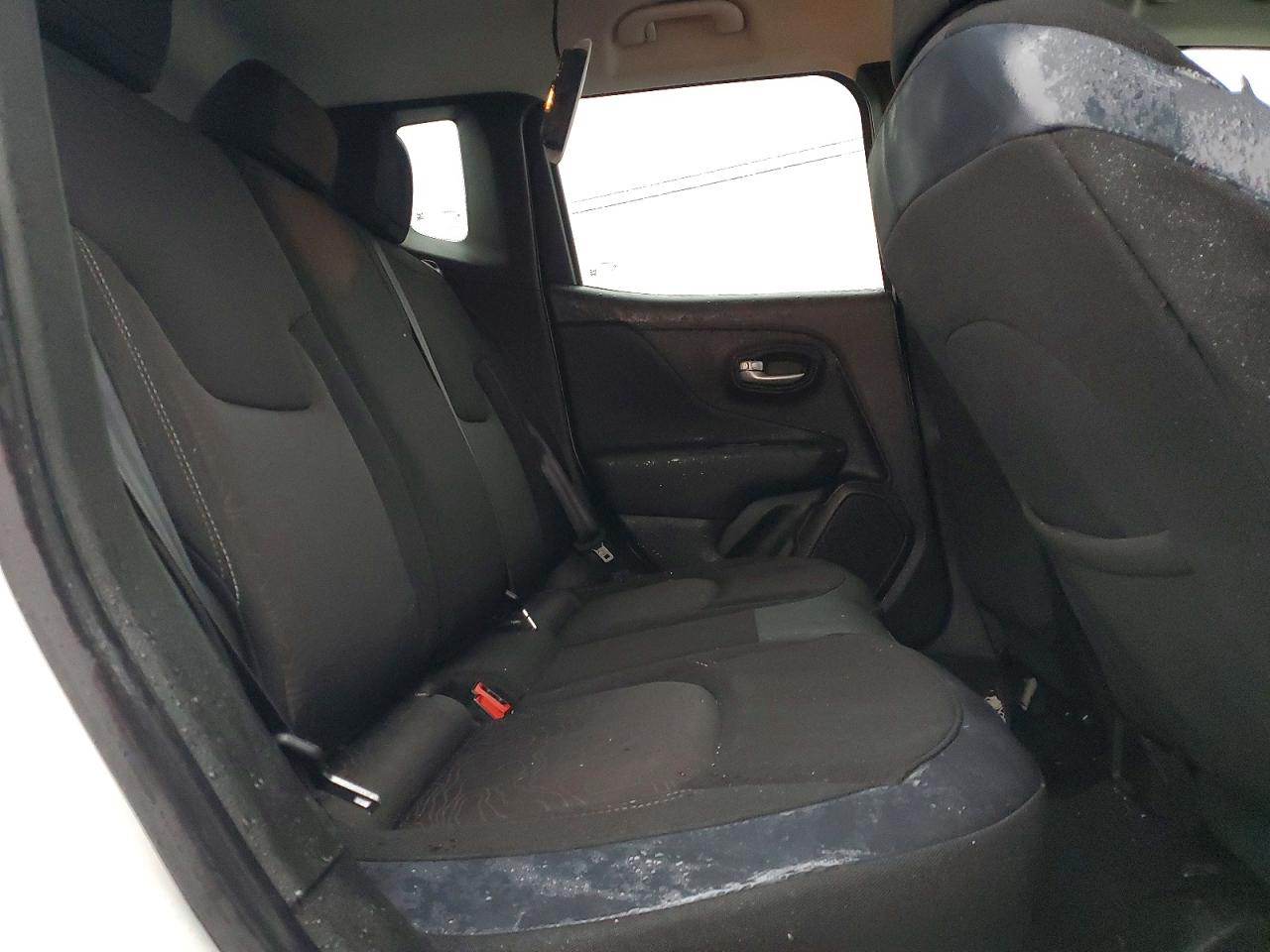 2023 JEEP RENEGADE LATITUDE photo 19