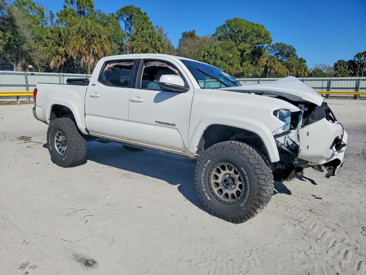 2021 TOYOTA TACOMA DOUBLE CAB photo 7