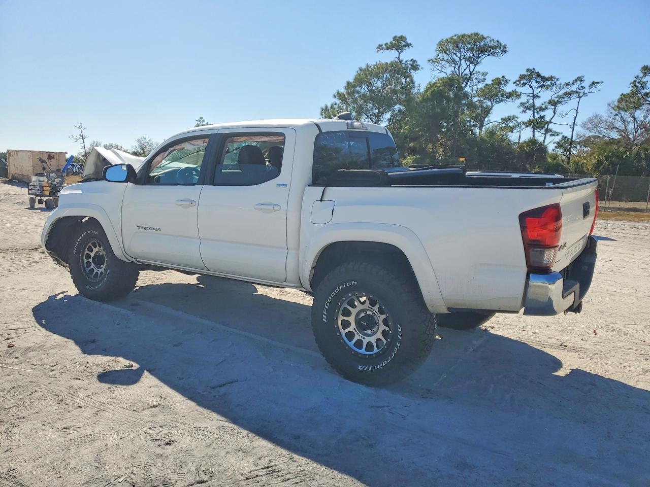 2021 TOYOTA TACOMA DOUBLE CAB photo 3