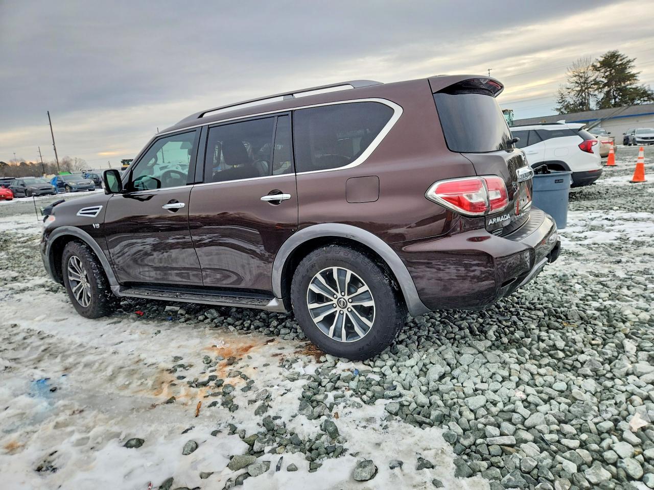 2020 NISSAN ARMADA SV photo 3