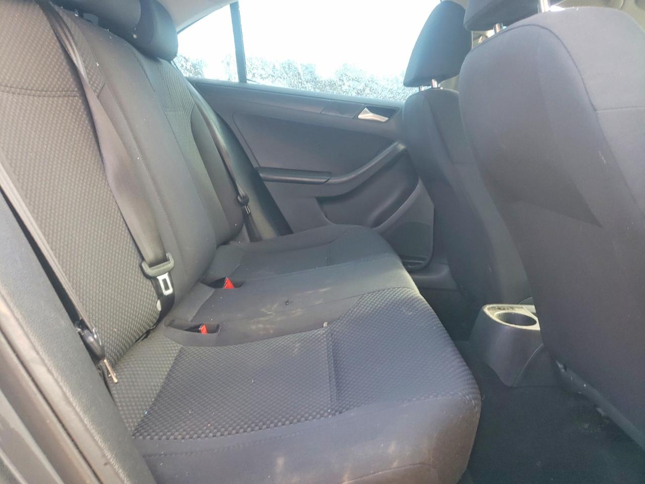2013 VOLKSWAGEN JETTA BASE photo 10