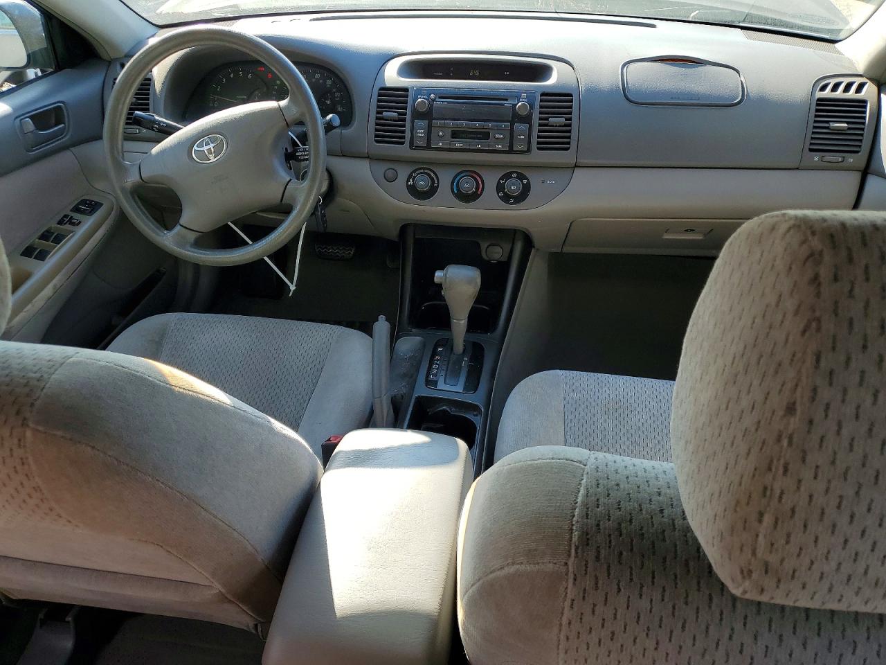 2002 TOYOTA CAMRY LE V6 photo 22
