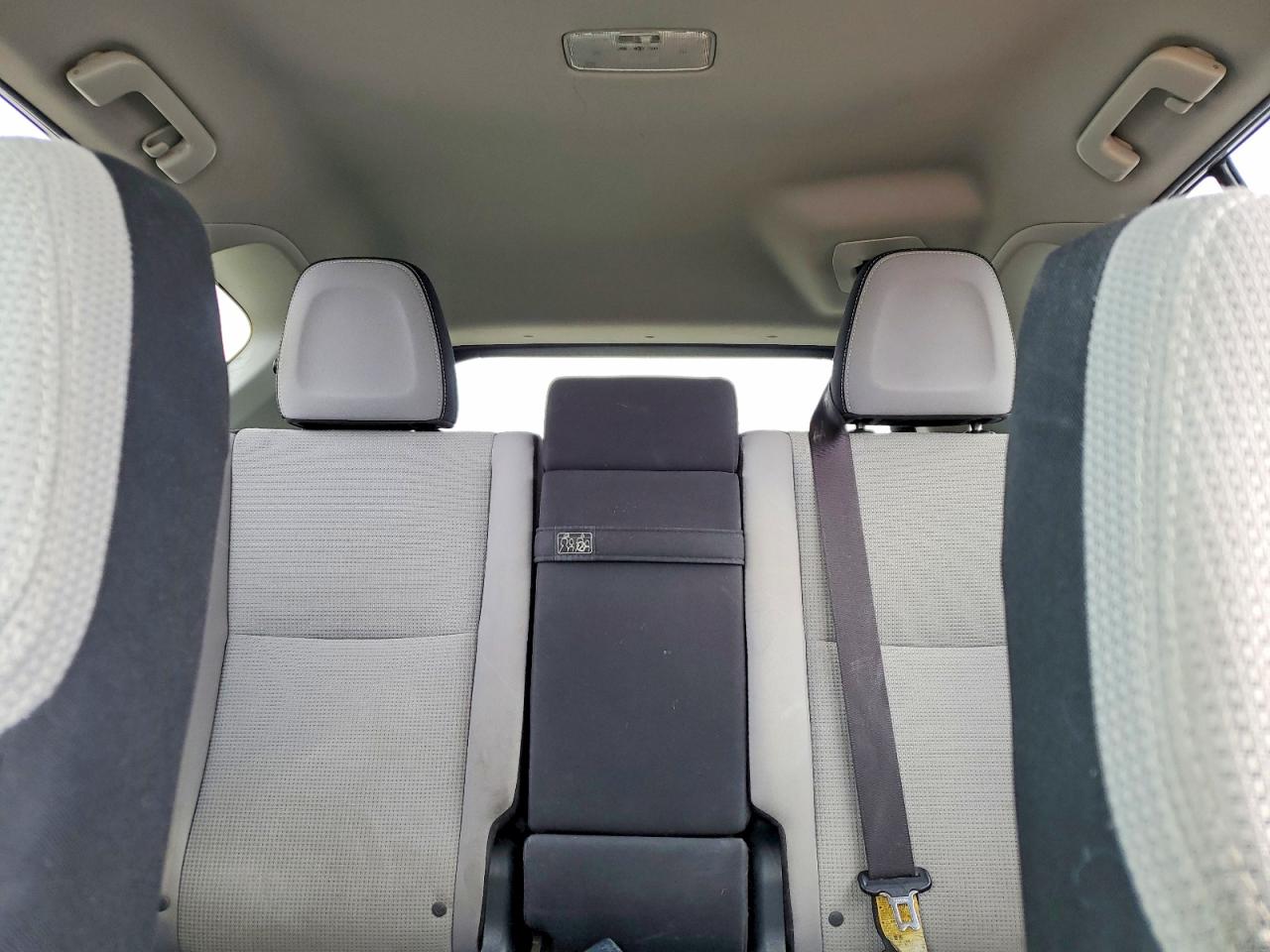 2018 TOYOTA RAV4 LE photo 10