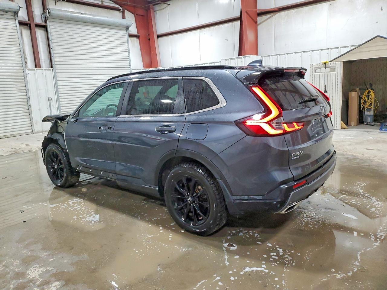 2024 HONDA CR-V SPORT photo 3