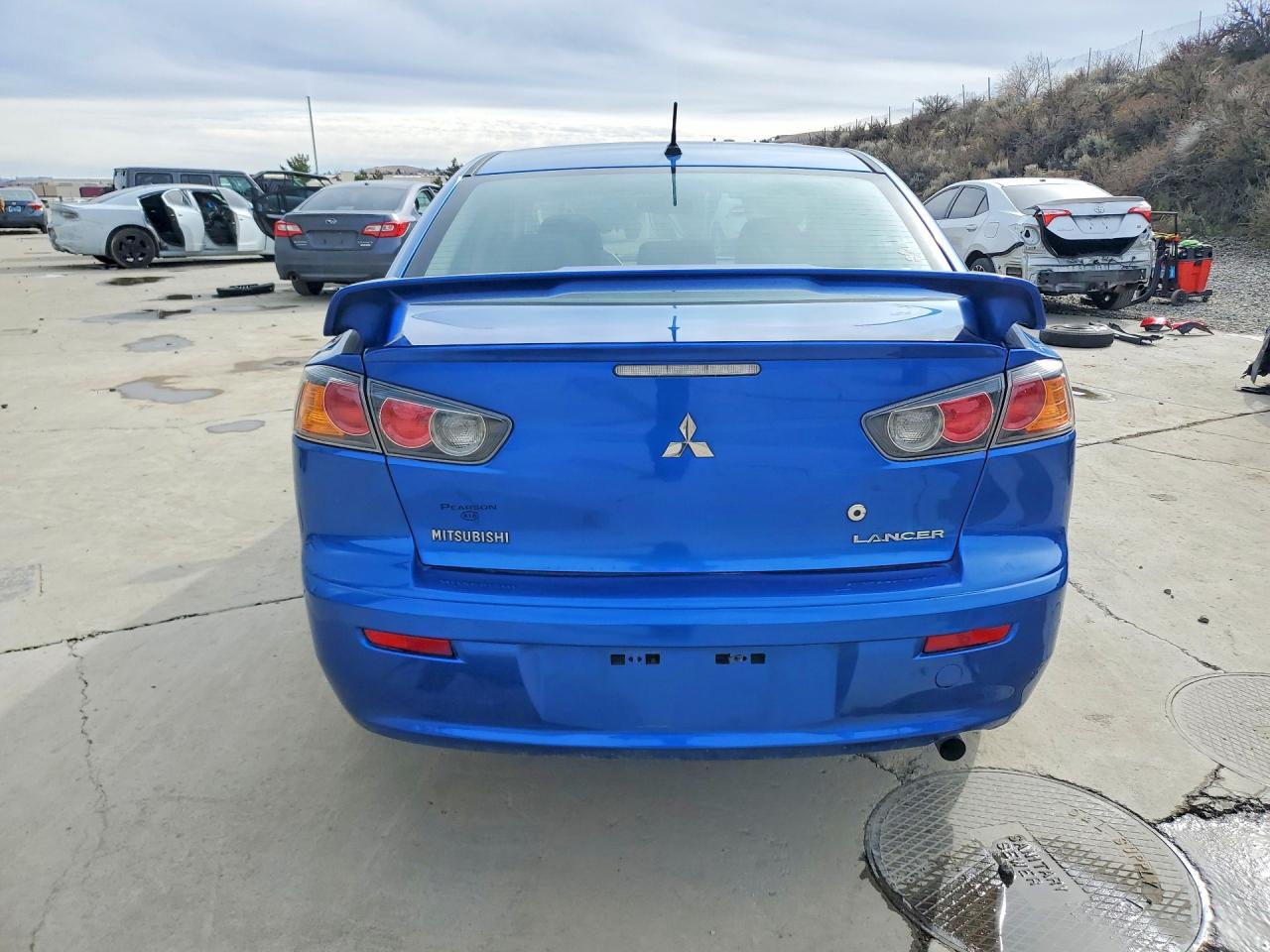 2011 MITSUBISHI LANCER ES photo 11