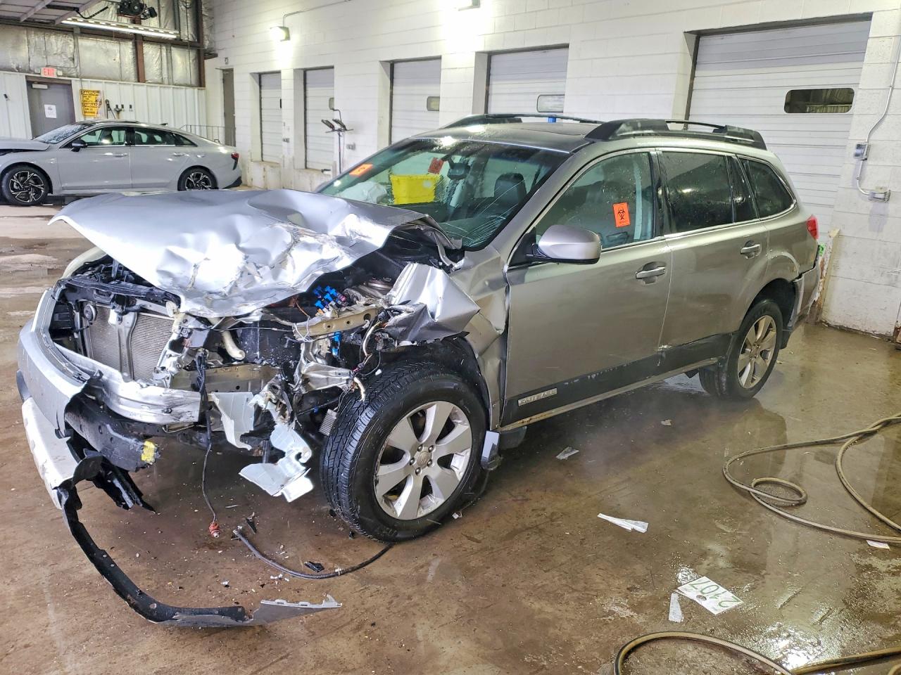 2011 SUBARU OUTBACK