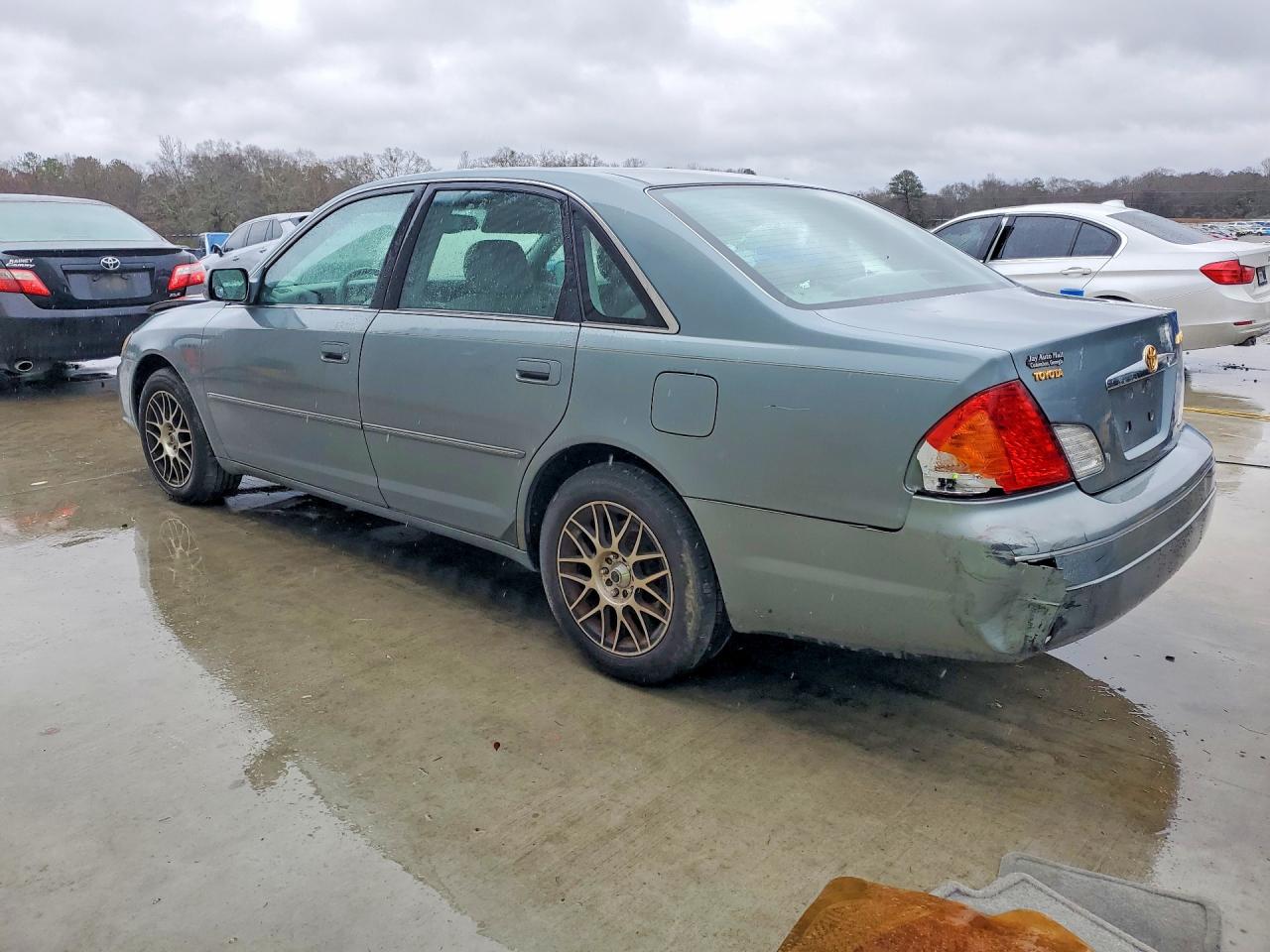 2000 TOYOTA AVALON XLS photo 3