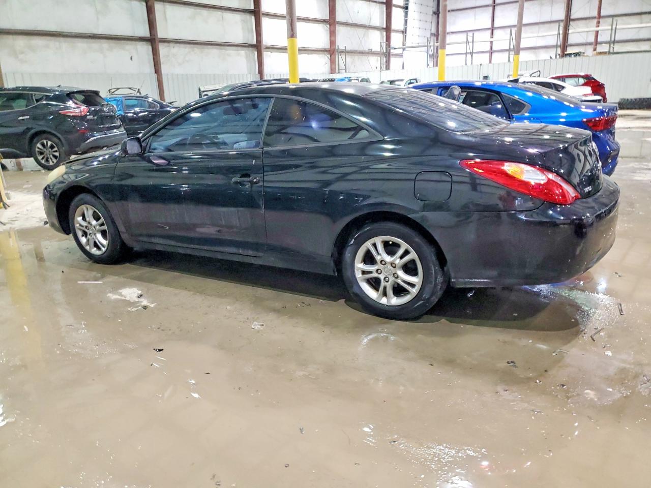 2006 TOYOTA CAMRY SOLARA SE photo 2