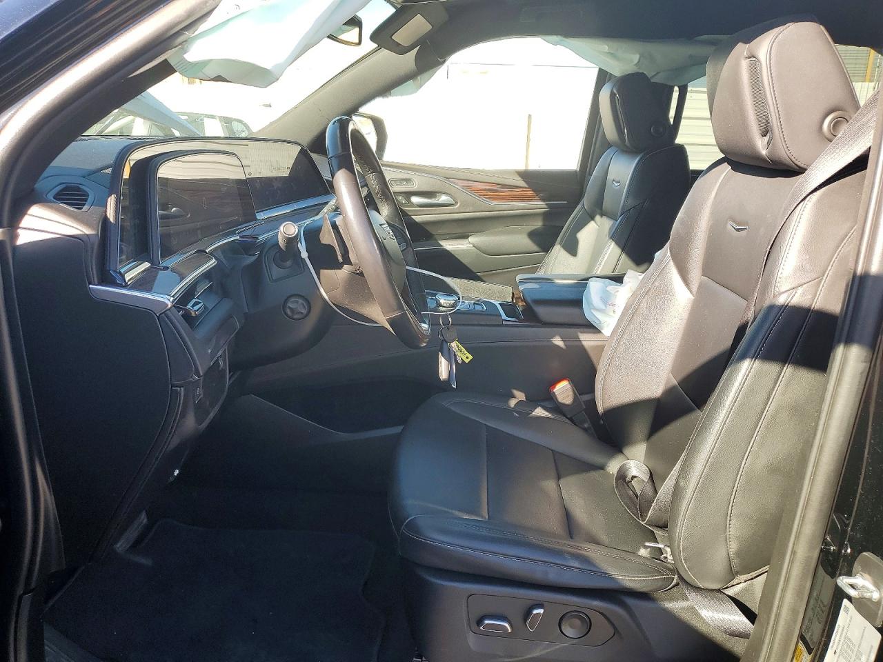 2023 CADILLAC ESCALADE ESV LUXURY photo 7