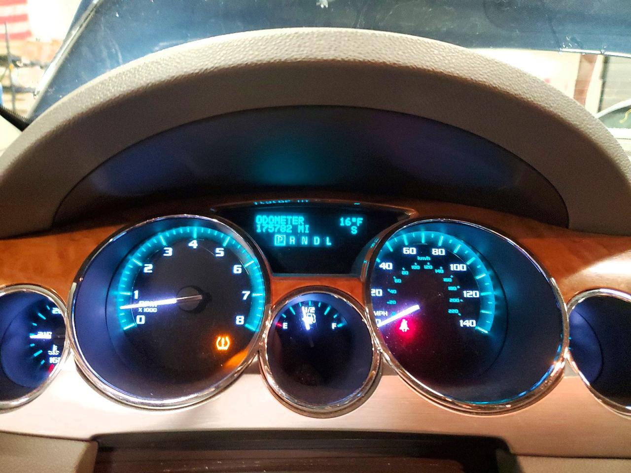 2011 BUICK ENCLAVE CXL photo 9