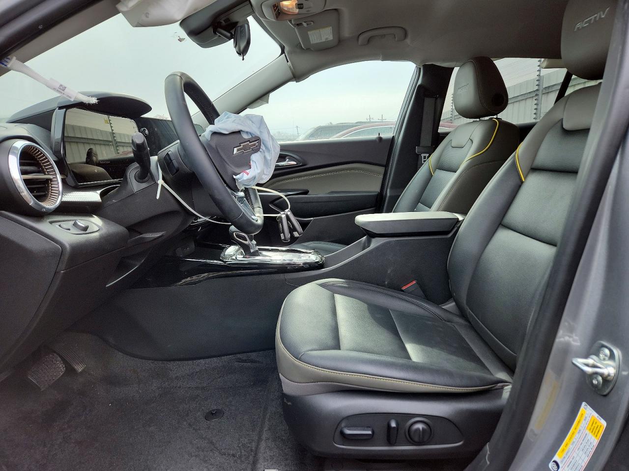 2025 CHEVROLET TRAX ACTIV photo 7