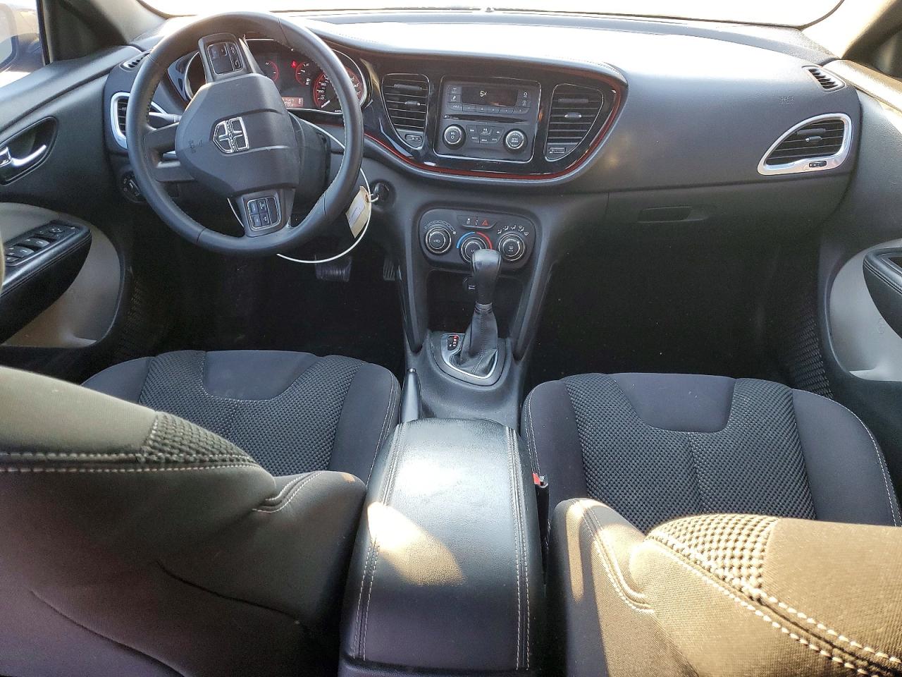 2015 DODGE DART SXT photo 8