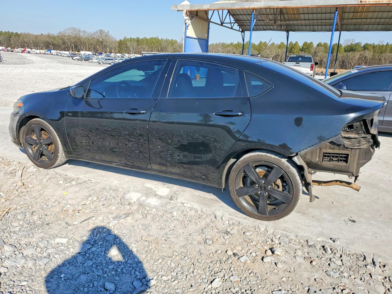 2015 DODGE DART SXT photo 2