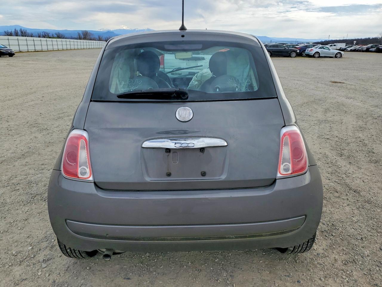 2012 FIAT 500 POP photo 6
