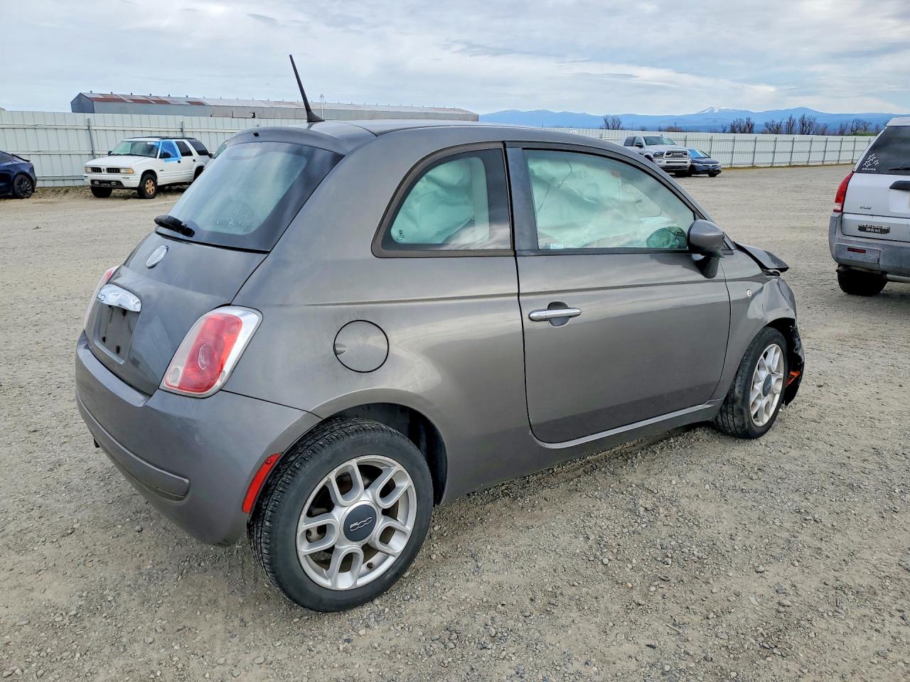 2012 FIAT 500 POP photo 3
