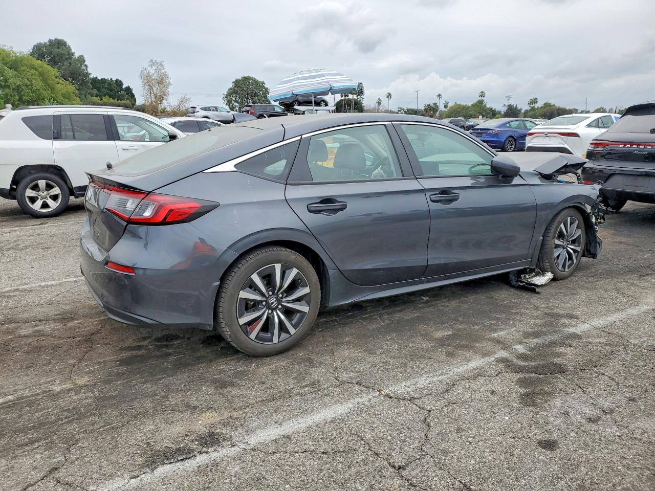 2024 HONDA CIVIC EXL photo 3