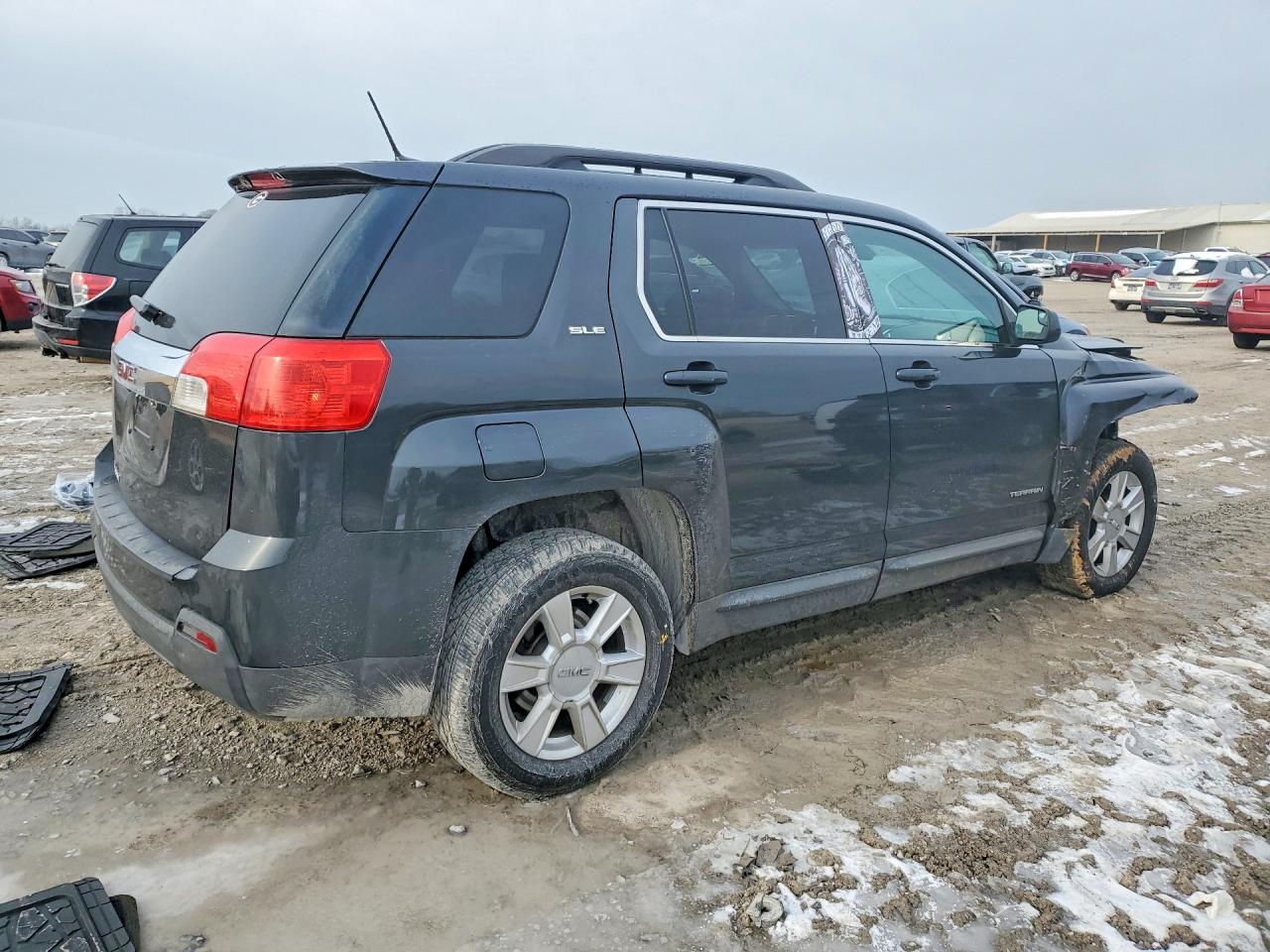 2013 GMC TERRAIN SLE photo 5