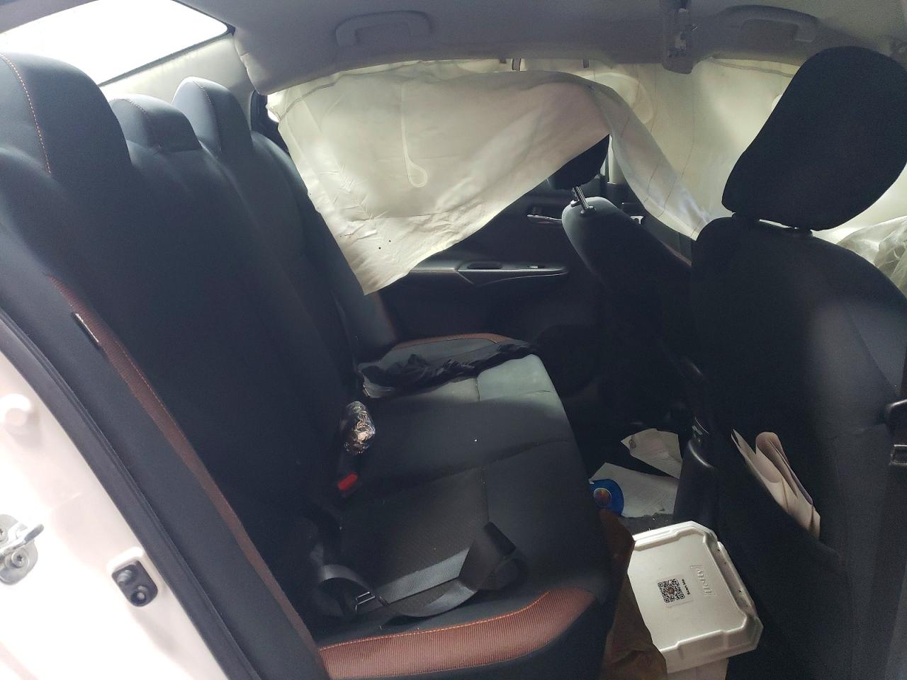 2020 NISSAN VERSA SR photo 10