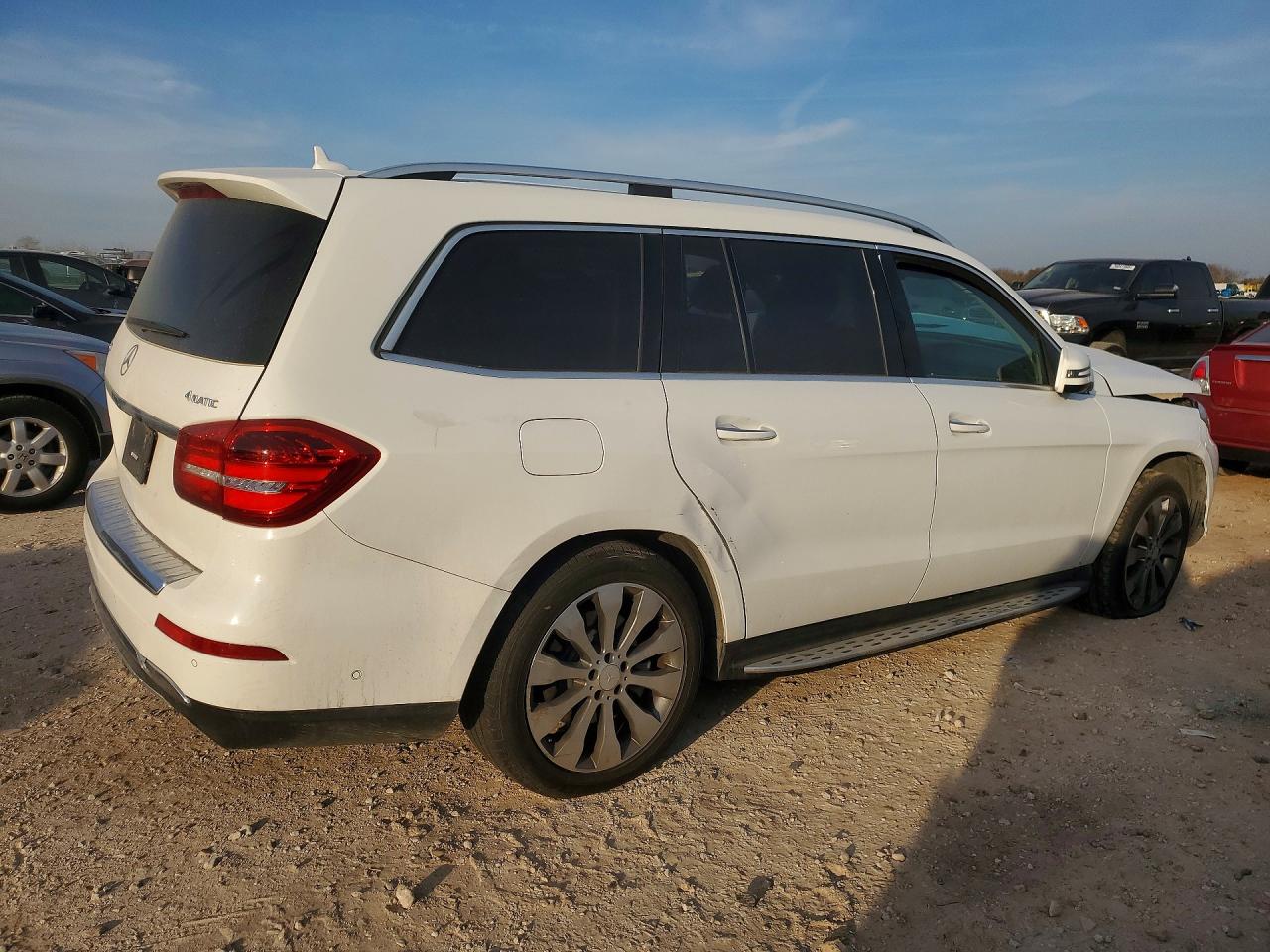 2017 MERCEDES-BENZ GLS 450 4MATIC photo 7