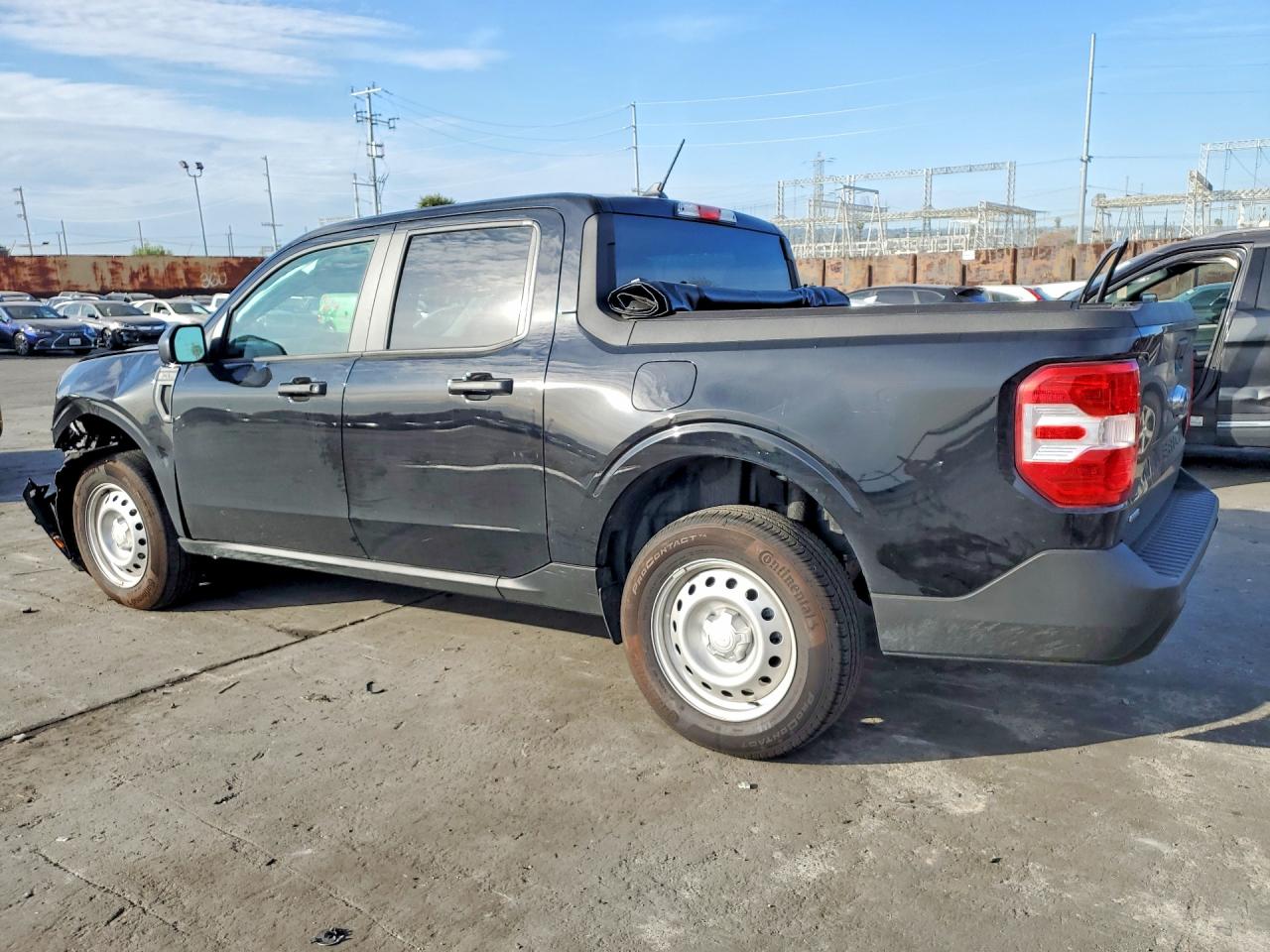 2024 FORD MAVERICK XL photo 3
