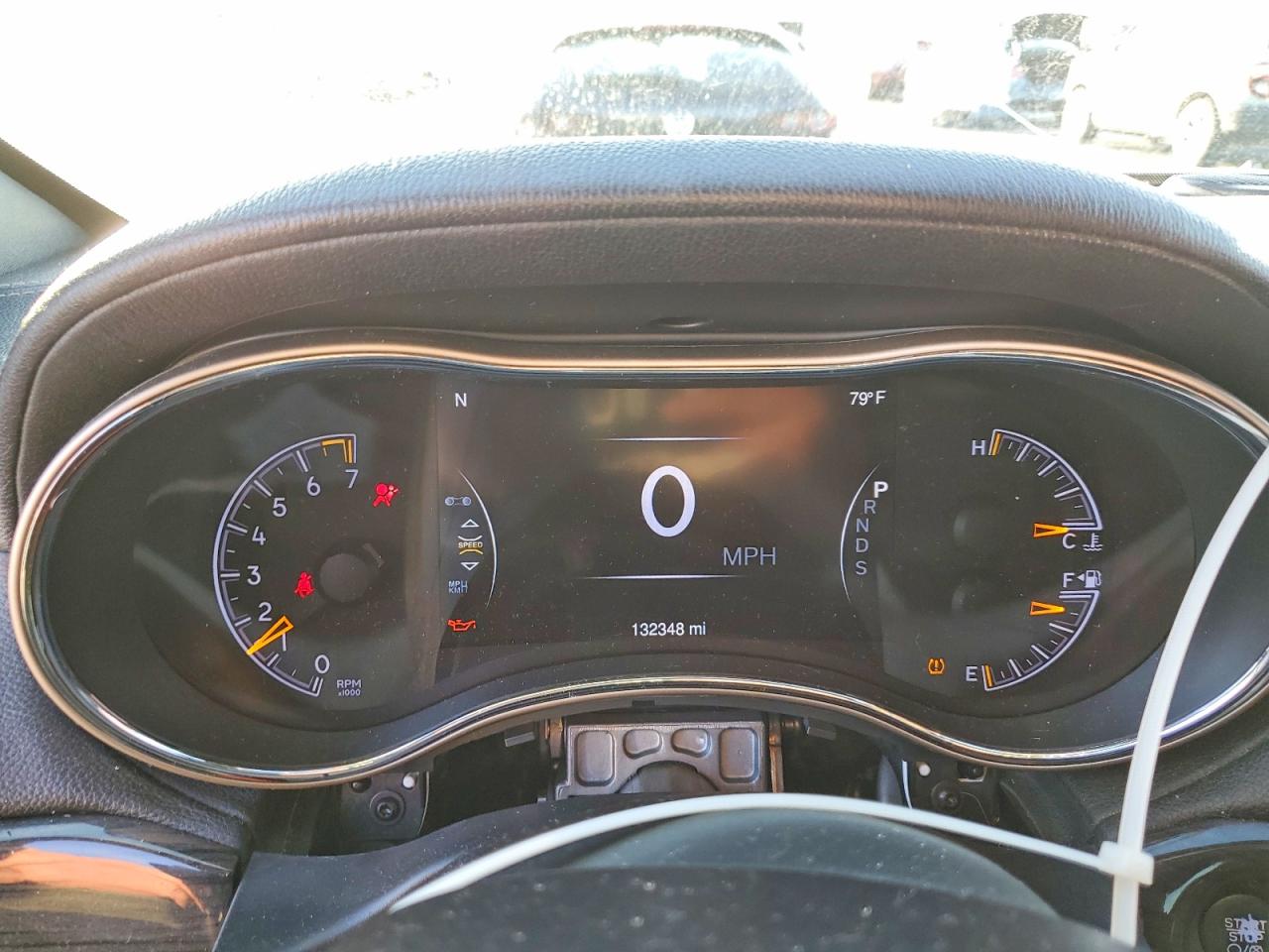 2015 JEEP GRAND CHEROKEE OVERLAND photo 17