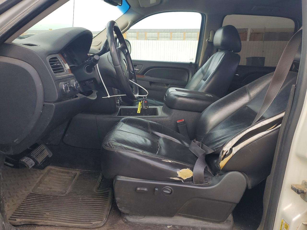 2010 CHEVROLET SILVERADO K1500 LTZ photo 7