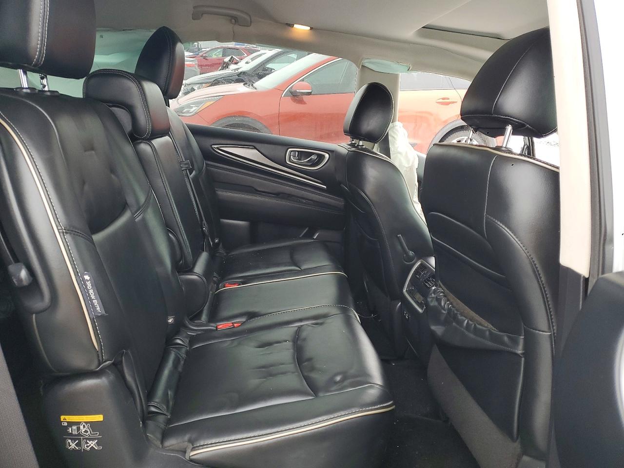 2020 INFINITI QX60 PURE photo 11