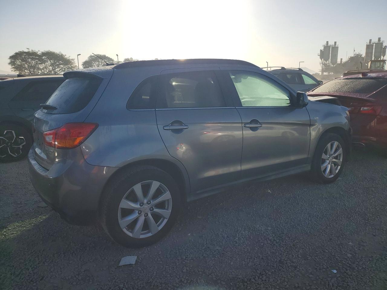2014 MITSUBISHI OUTLANDER SPORT SE photo 7