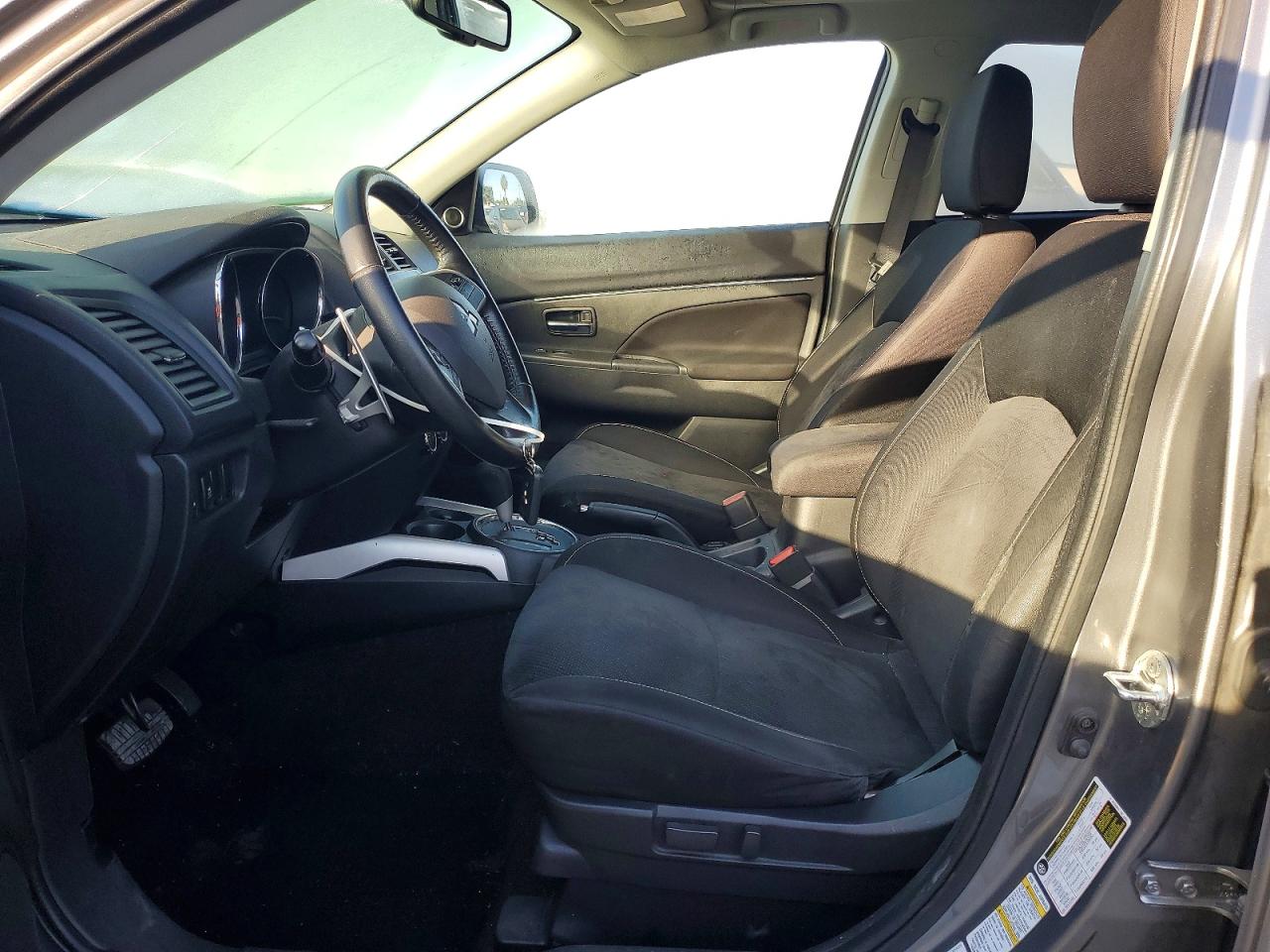 2014 MITSUBISHI OUTLANDER SPORT SE photo 19