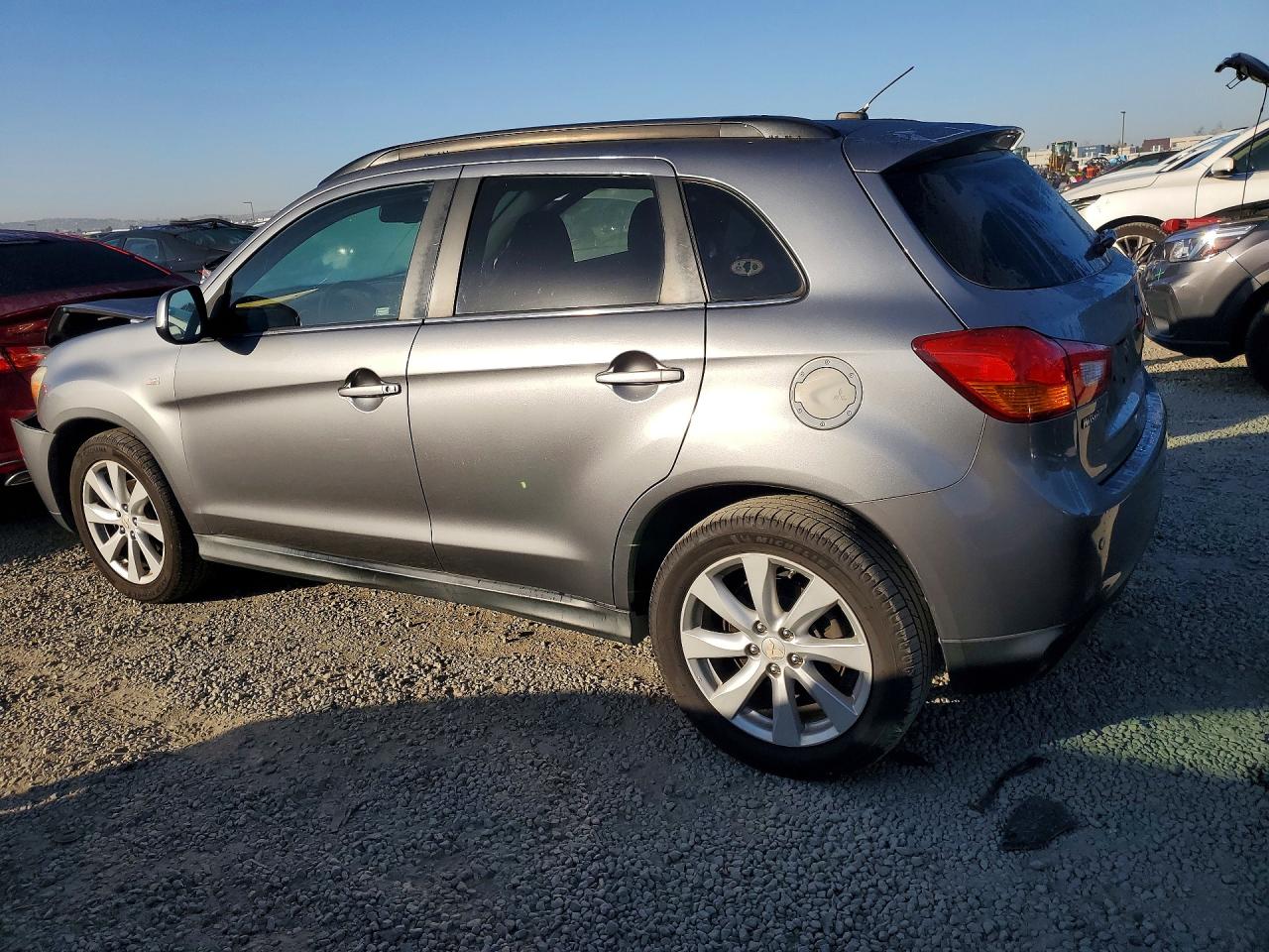 2014 MITSUBISHI OUTLANDER SPORT SE photo 4