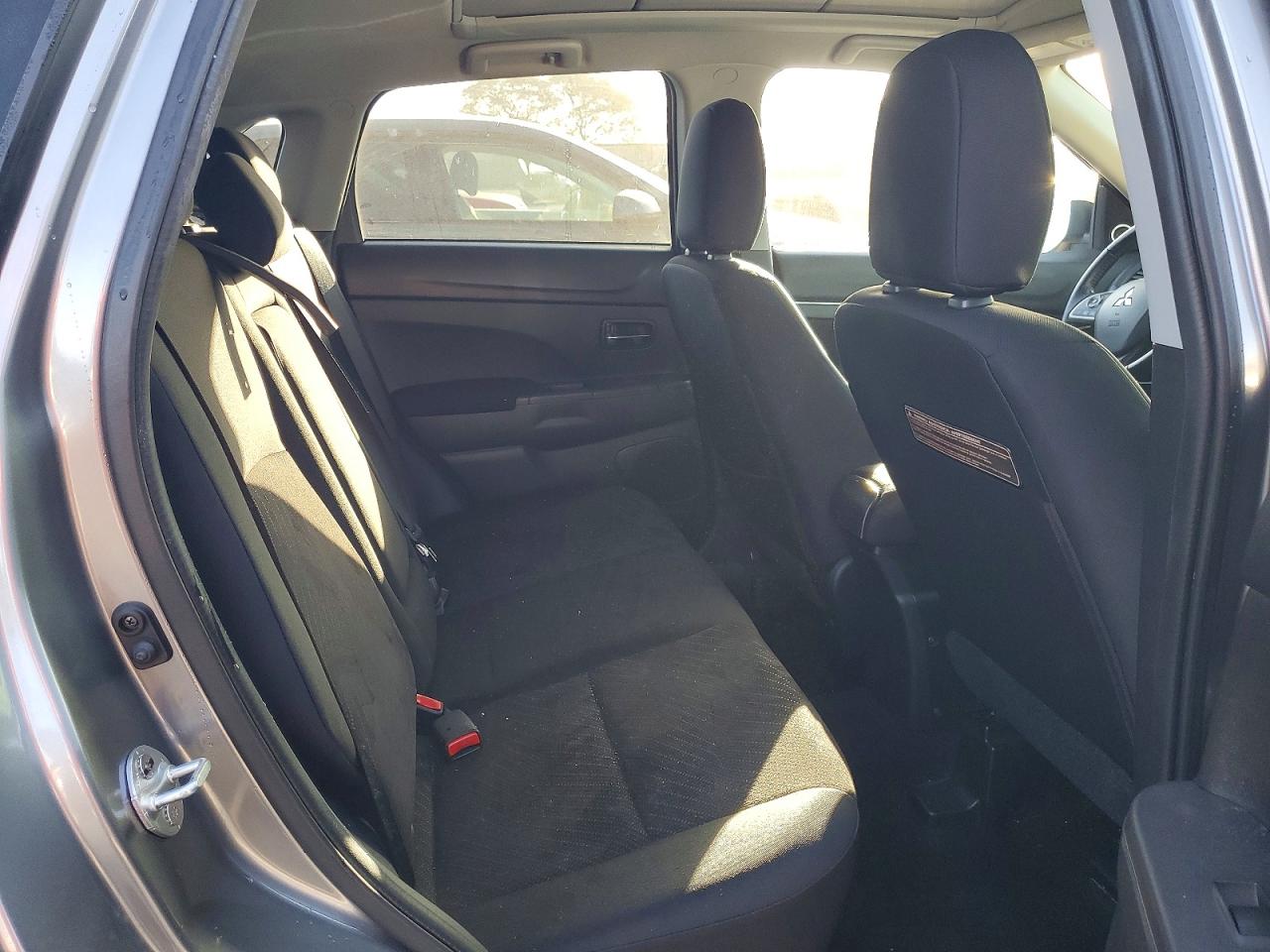 2014 MITSUBISHI OUTLANDER SPORT SE photo 31