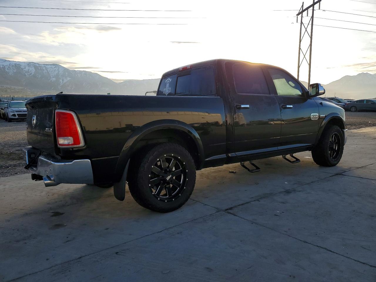 2014 RAM 1500 LONGHORN photo 3