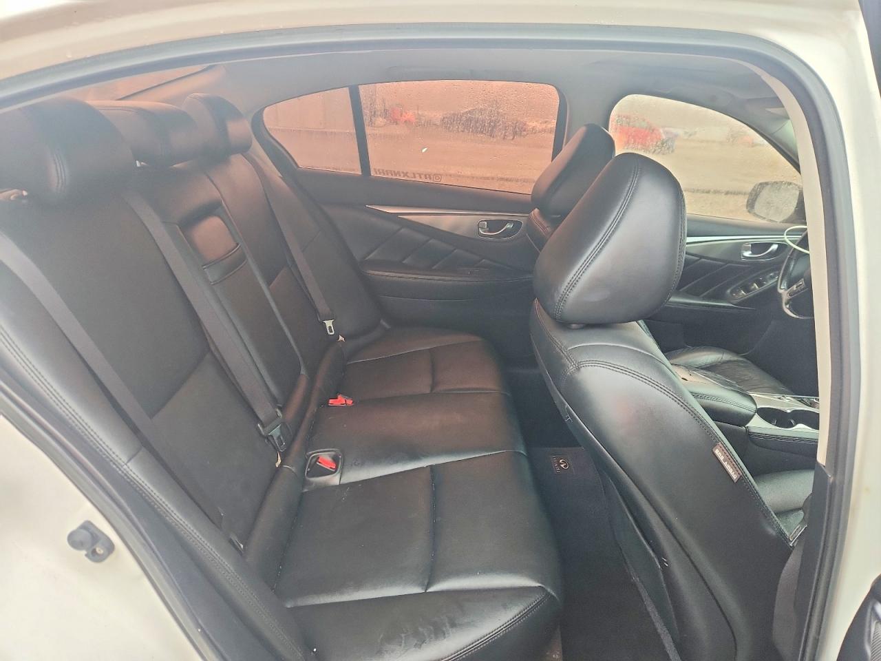 2015 INFINITI Q50 PREMIUM photo 28