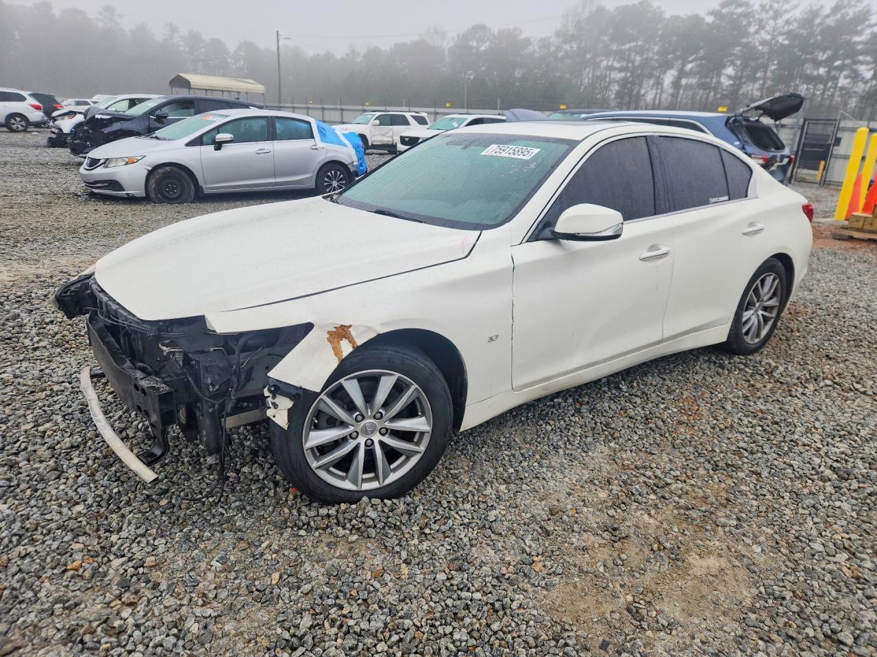 2015 INFINITI Q50