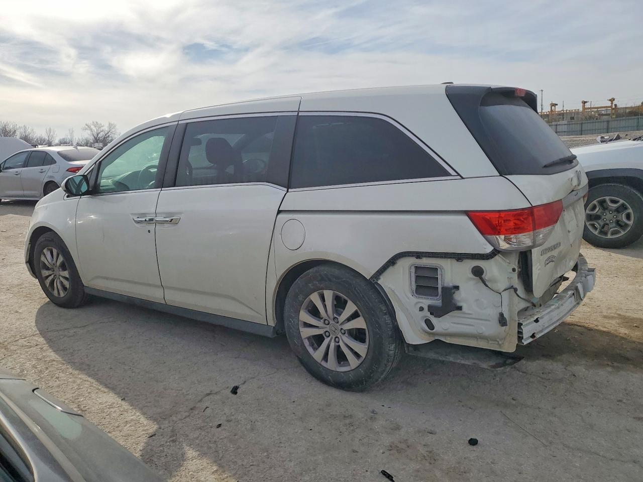 2014 HONDA ODYSSEY EXL photo 2