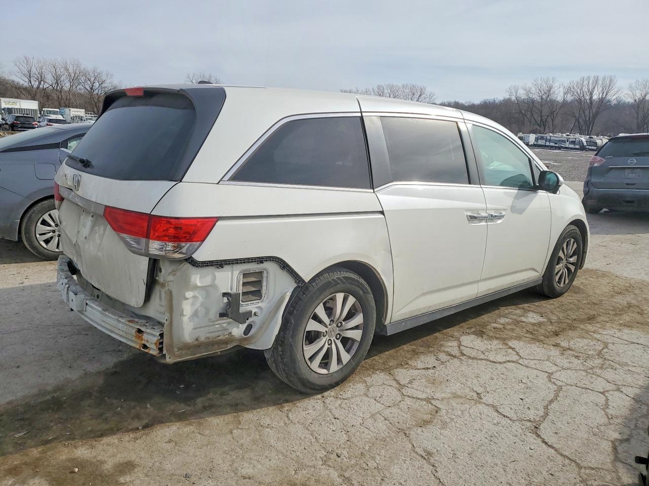2014 HONDA ODYSSEY EXL photo 3