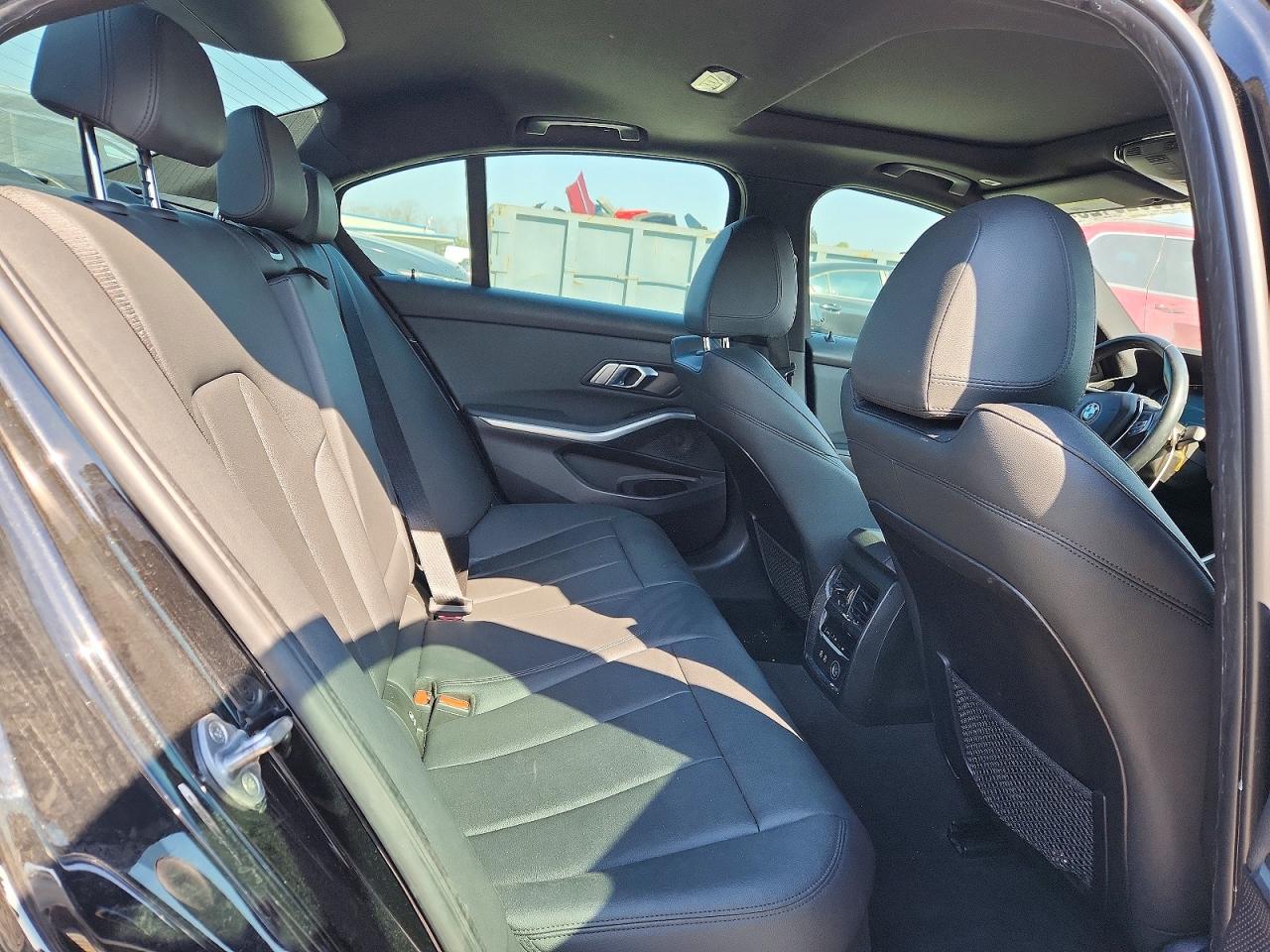 2020 BMW 330XI photo 10