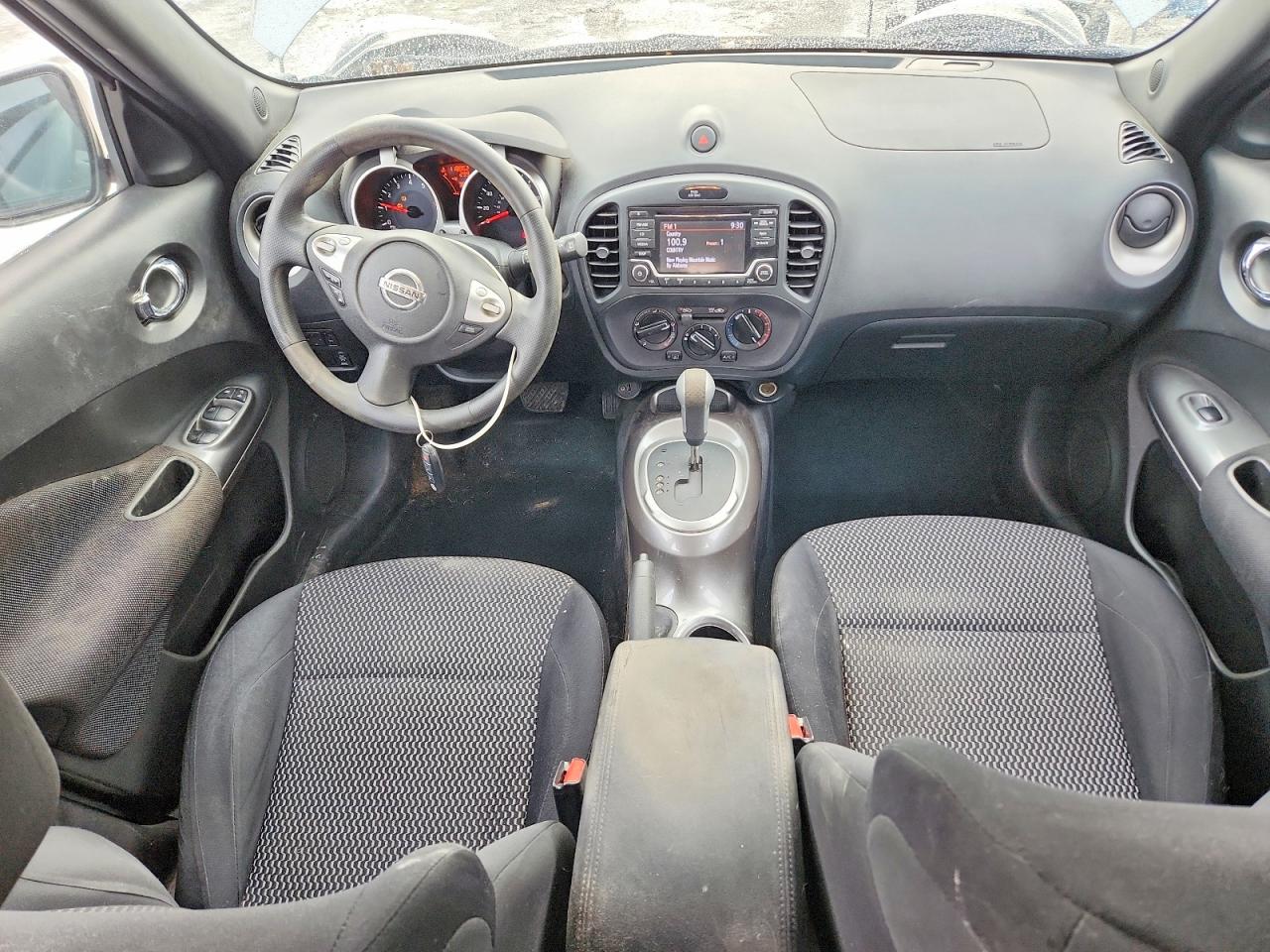 2015 NISSAN JUKE S photo 8
