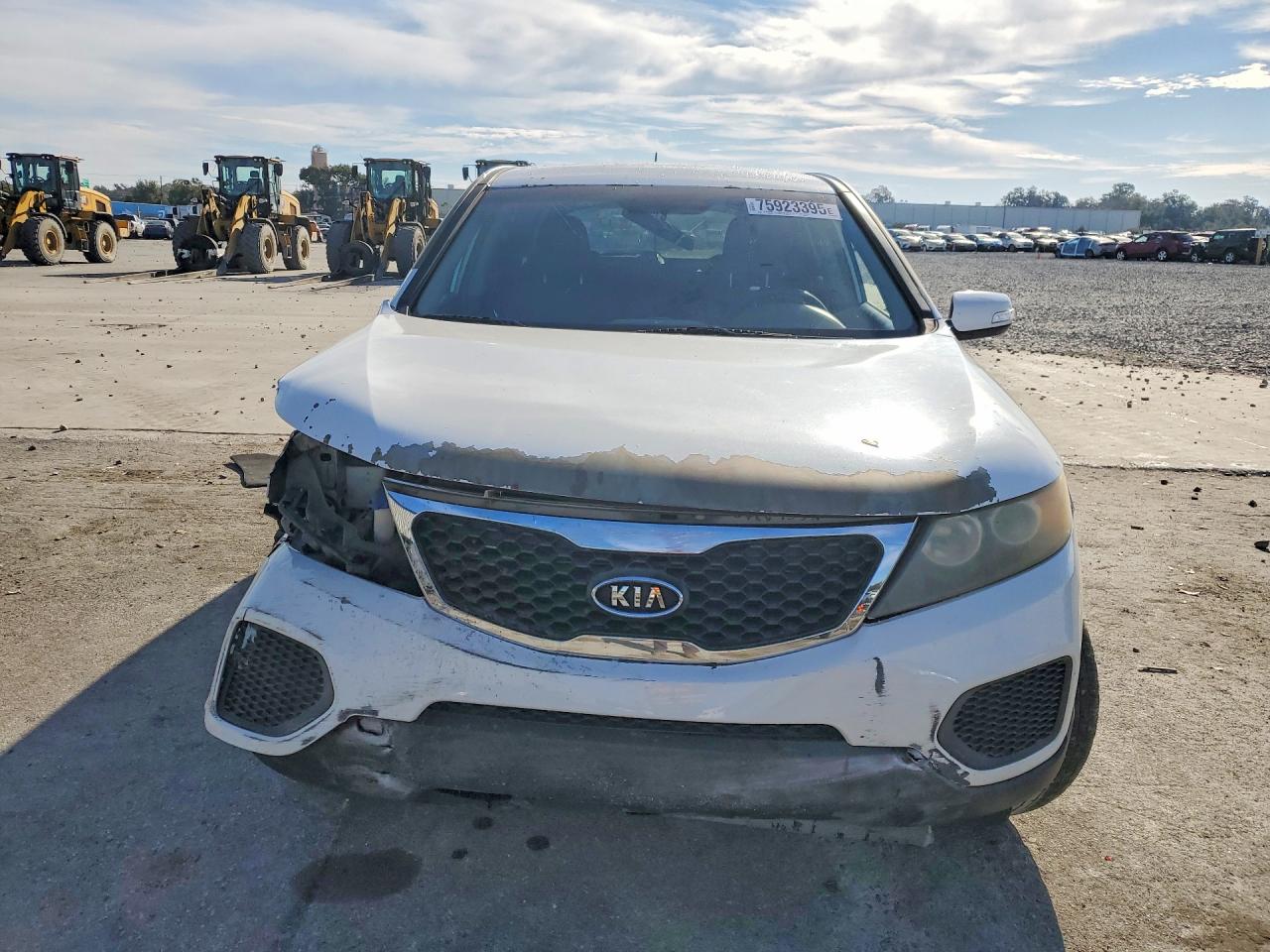 2013 KIA SORENTO LX photo 13